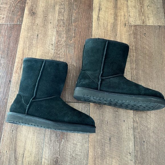 Koolaburra by Ugg Classic short boots black suede size 10 - Picture 8 of 12
